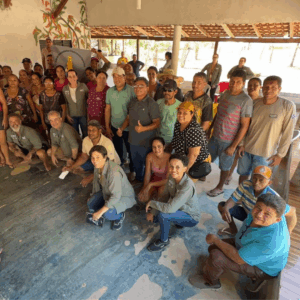 Foto do final da reunião na Comunidade de Estirão Cumprido em Barão de Melgaço, do projeto Travessia Pantaneira.